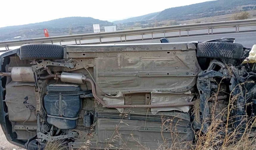 Otomobil yoldan çıktı, 1 yaralı