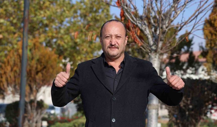 Sivas’ta karlı havada 13 derecelik suya girdi