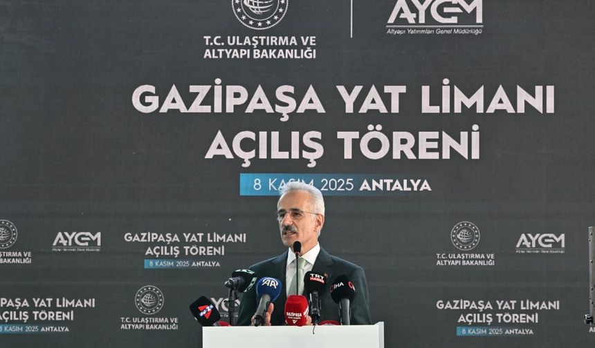 Bakan Uraloğlu: "Antalya-Mersin Bölünmüş Yol Projesinde 440 kilometrenin 400 kilometresini bitirdik"