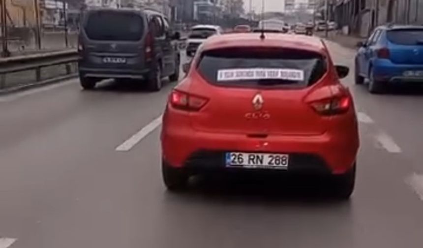 Boşanmayı düğün gibi kutladı: Bursa’da ilginç otomobil süslemesi güldürdü