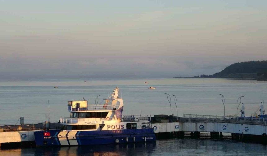 Çanakkale Boğazı sis nedeniyle transit gemi geçişlerine kapatıldı