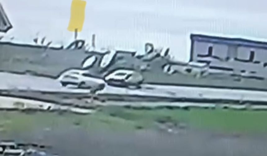 Edirne’de çarpışan aracın defalarca takla attığı kaza kamerada