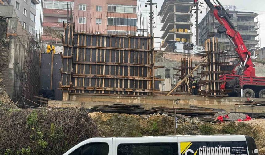 Güvenlik önlemi almadan çalışan işçiler korkuttu