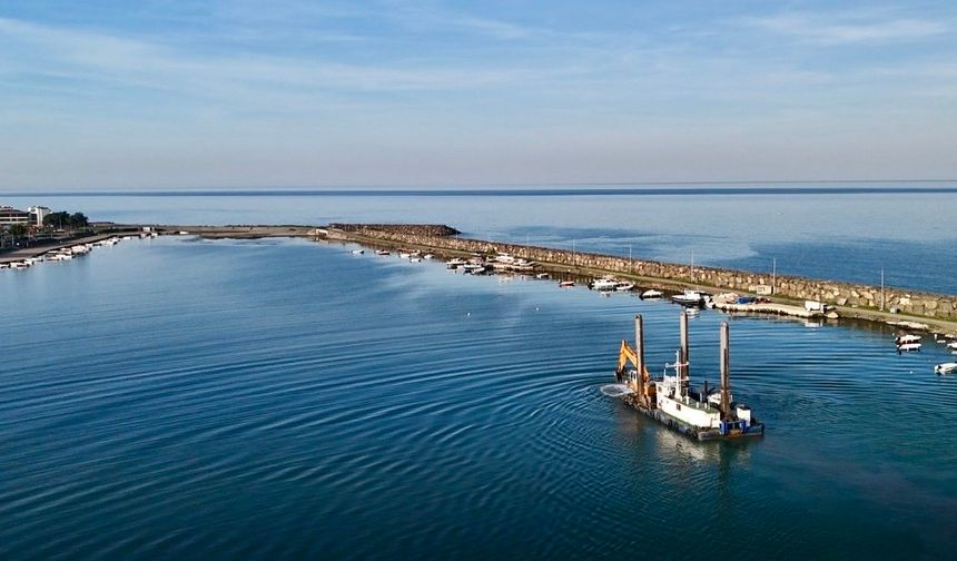 Kurupelit Marina’da deniz temizliği