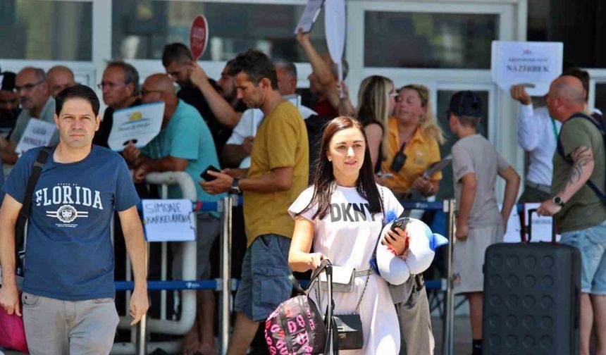 Rus ve Avrupalı turistler yılbaşına Antalya’da girecek