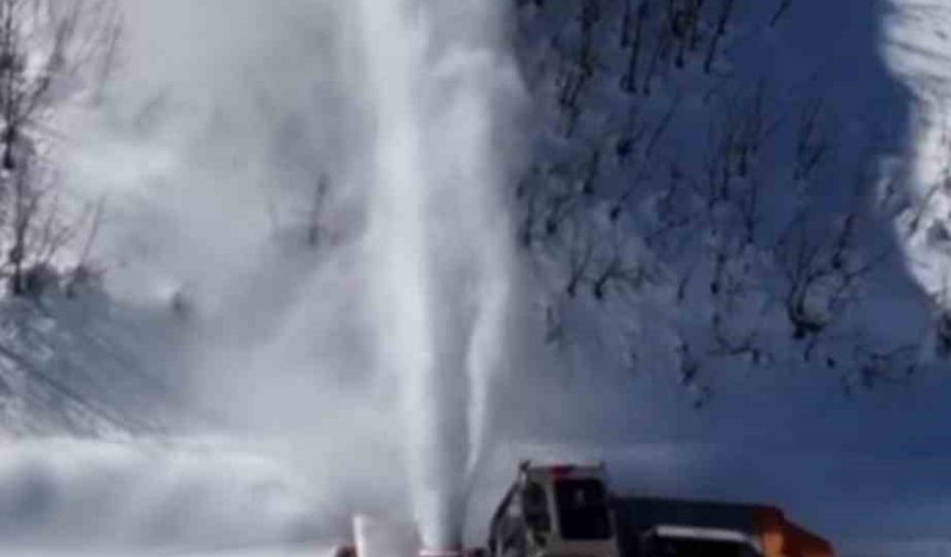 Tunceli'de 76 köy yolu ulaşıma açıldı, 59 köy yolunda çalışmalar devam ediyor
