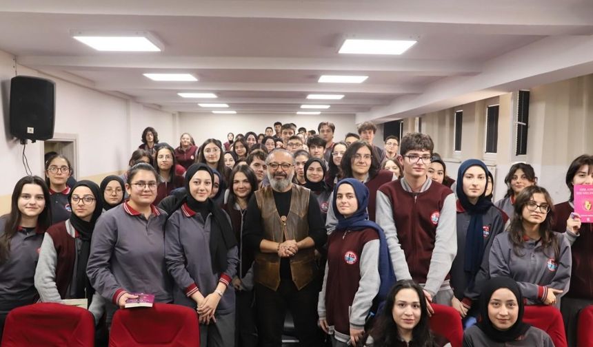 Yazar Yağmur’dan gençlere hayata dair önemli mesajlar