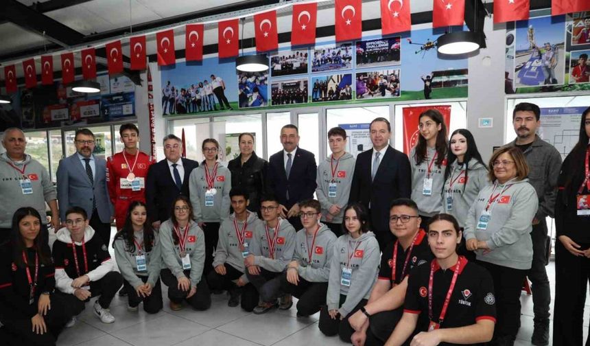 Zonguldak’ta öğrencilere yerli ve milli teknolojiler tanıtıldı