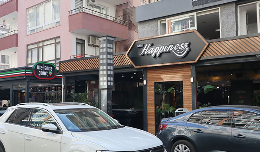 Kushimoto’da tantunicilerin yerini dönerci ve makarnacılar aldı