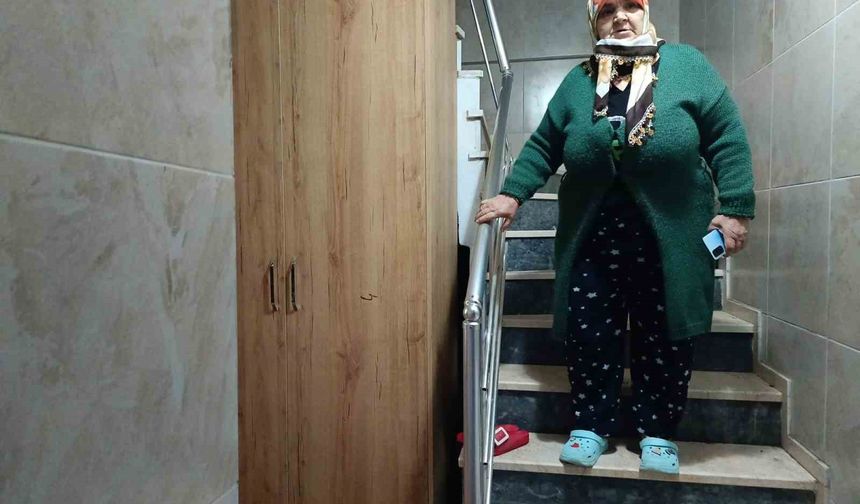 Edirne'de sağanak hayatı olumsuz etkiledi: Bazı ev ve iş yerlerini su bastı