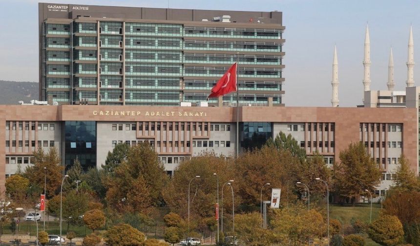 Gaziantep'te 'medyum' dolandırıcılar yargılanmaya başladı