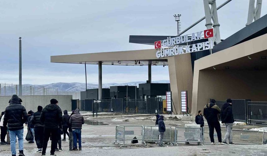 İranlılar Trump'a tepkili: Sorunumuz savaş değil ekonomi