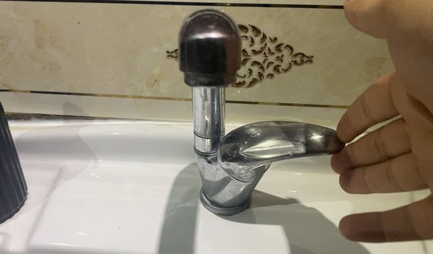 Kastamonu'da 3 gündür bitmeyen su problemi: Marketlerde içme suları tükendi