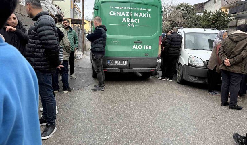 Mersin'de müzisyenin şüpheli ölümü
