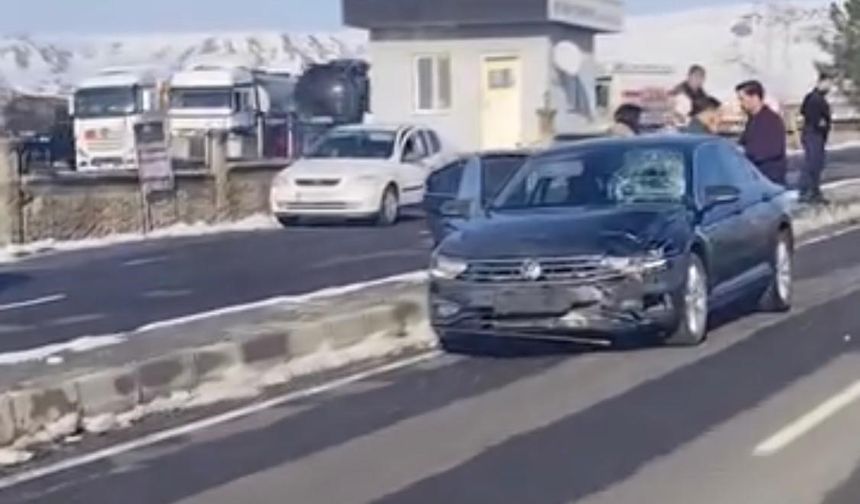 Metrelerce havaya fırlayan yaya hayatını kaybetti, kaza anı kameraya yansıdı