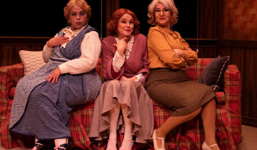 'Üç Jokerli Konken' Gebze'de sahnelendi