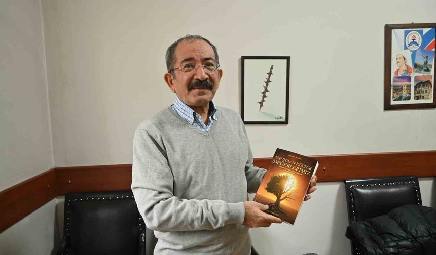 50 yıllık kültürel birikim kitaba dönüştü