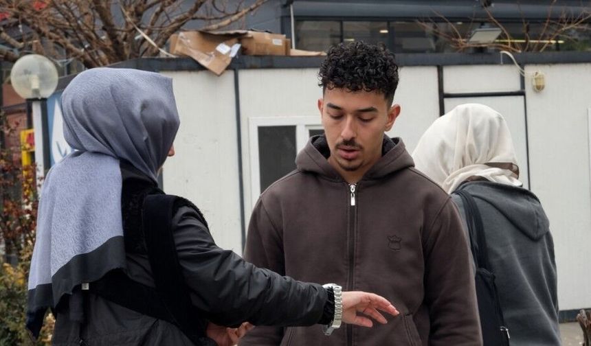 Depremin merkezinde 04.17'ye ayarlanan saatler acıyı yeniden hatırlattı