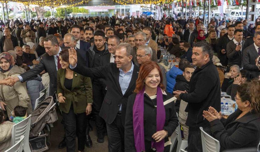 Erdemli'de birlik sofrası: Seçer'den 'Parlayan yıldız Türkiye' vurgusu