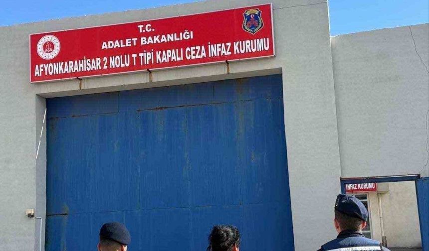 Hırsızlık suçundan 20 yıl 9 ay hapis cezasıyla aranan şahıs yakalandı