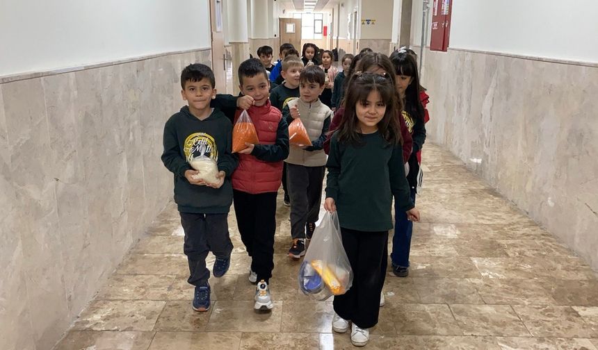 Ramazan'da minik öğrencilerden anlamlı destek