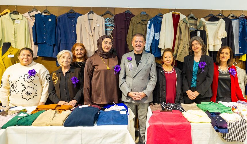 Emekçi kadınlar Mezitli’de bir araya geldi