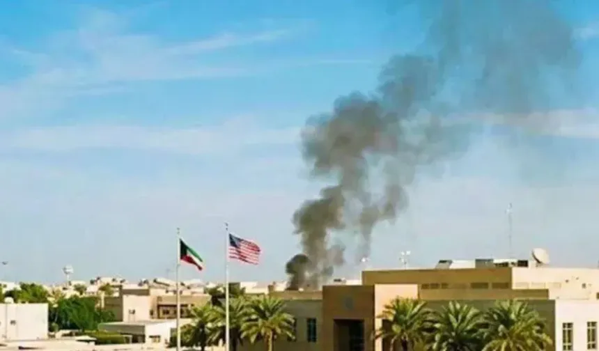 İran, Kuveyt'te ABD üssünü hedef aldı