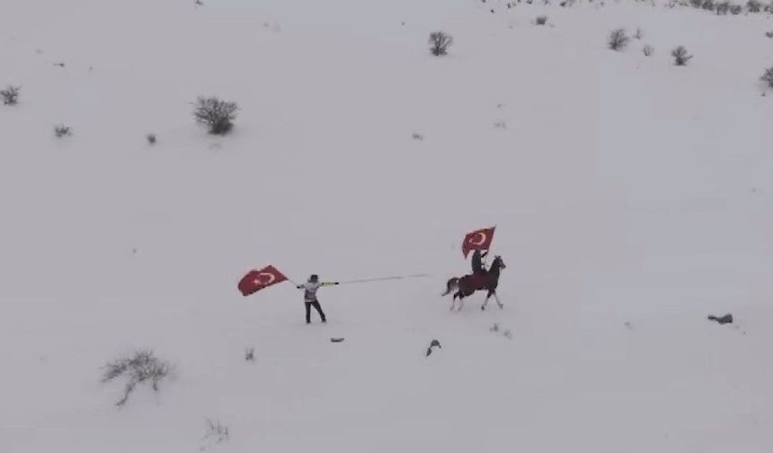 Erzincan'ın beyaz örtüsünde farklı snowboard deneyimi