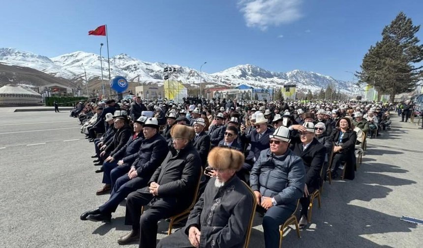 Kırgızistan'da Nevruz coşkusu