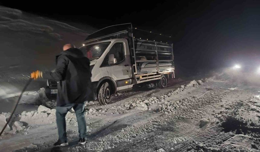 Muş'ta yoğun kar: 145 köy yolu ulaşıma kapandı