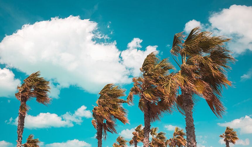 Mersin Valiliğinden uyarı: Kuvvetli rüzgar ve fırtına bekleniyor!