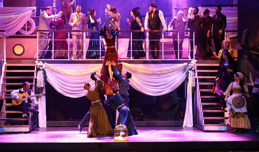 Tutku, aşk, trajedi ve delilik Mersin DOB sahnesinde