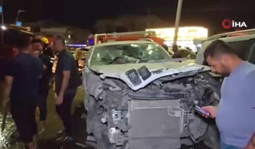 Kerkük'te freni boşalan kamyon 35 aracı ezdi: 7 ölü