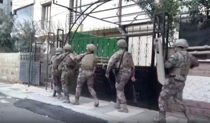 DEAŞ terör örgütüne 56 ilde operasyon: 525 şüpheli yakalandı