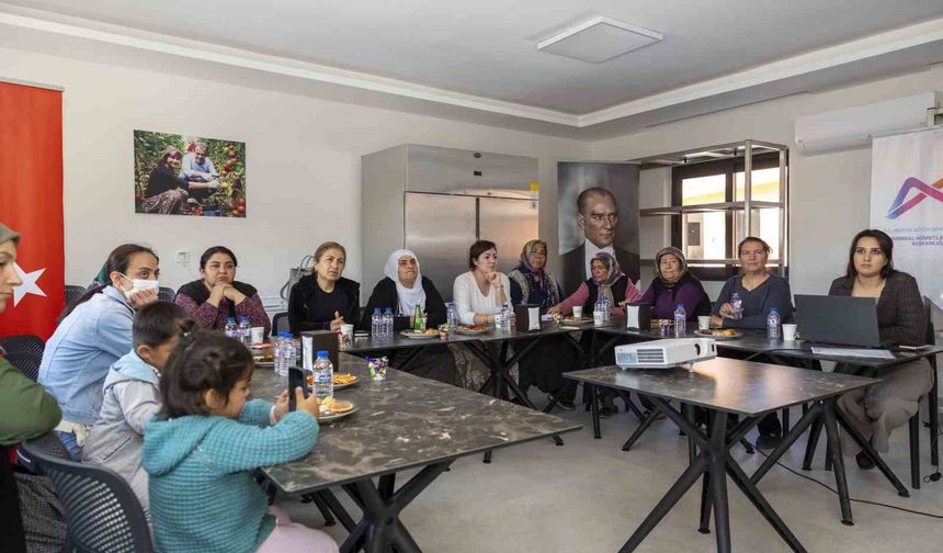 Mersin'de üreticilere gıda okuryazarlığı eğitimi