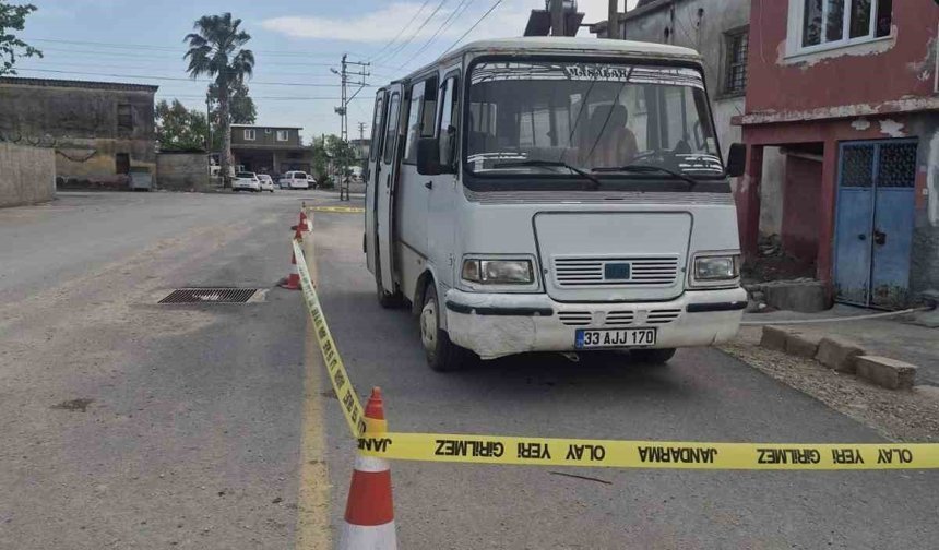 Mersin'de üzücü kaza: 2 yaşındaki çocuk babasının kullandığı aracın altında kaldı