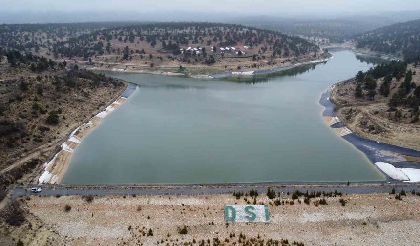 Mersin'de yağışlarla dolan gölet, binlerce dönüm sulanmadan tekrar boşalacak