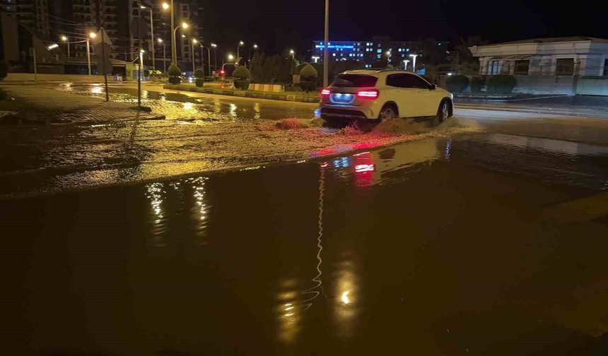 Osmaniye'de gece şiddetli yağmur etkili oldu