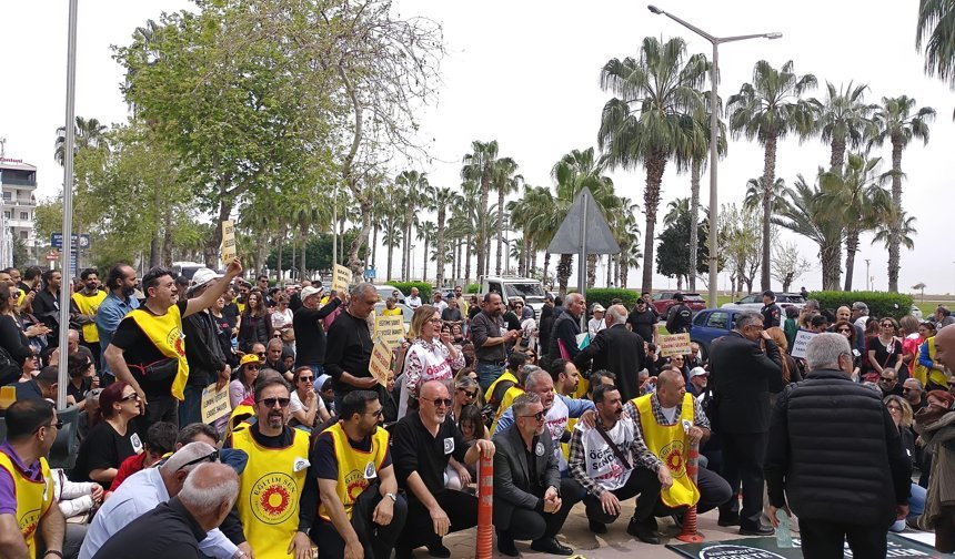 Eğitim Sen Mersin: “Okullarda şiddete hayır”