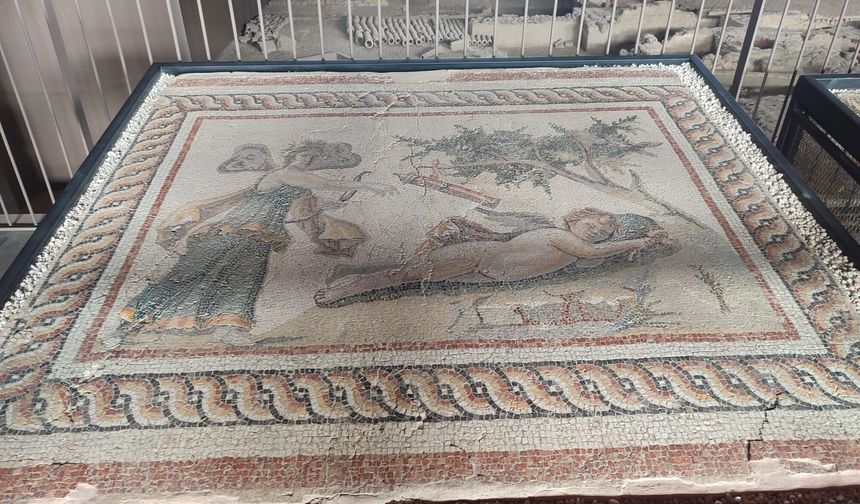 Eros ve Psykhe Mozaiği yoğun ilgi görüyor