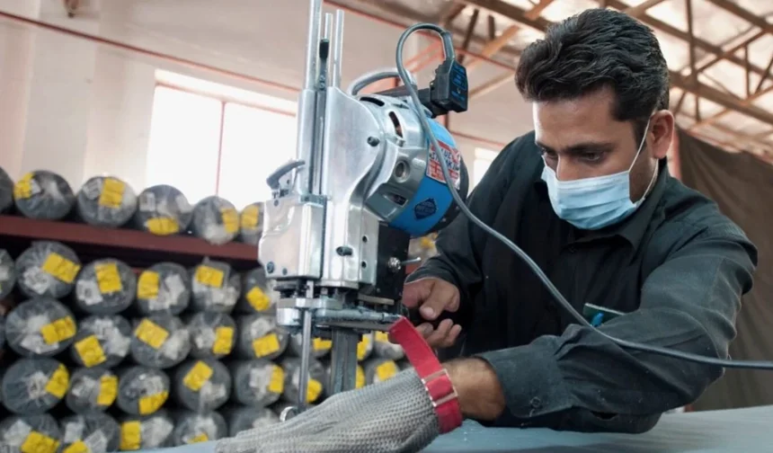 Hizmet üretim endeksi yıllık yüzde 2,3 arttı