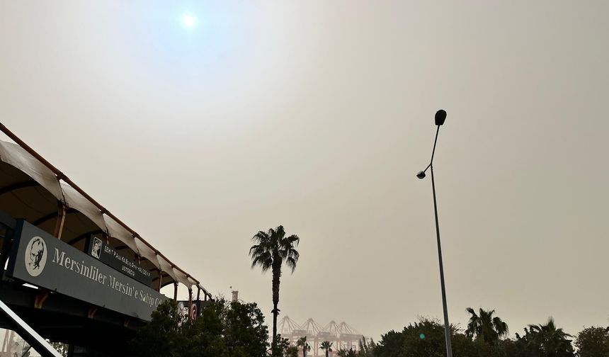 Mersin, çöl tozuna teslim oldu: Uzmanlardan “Dışarı çıkmayın” uyarısı