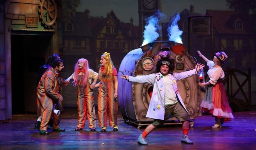 MDOB, çocuklar için “Çöplük Kralı ve İcatçı” ile sahnede