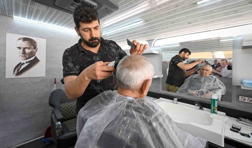 Mersin'de mobil kuaför hizmeti bayram öncesi yollarda