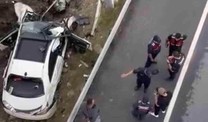 Mersin'de otomobil direğe çarptı: 1 ölü, 1 yaralı