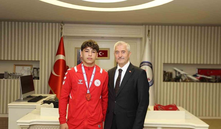 Şahinbeyli güreşçi Avrupa ikincisi