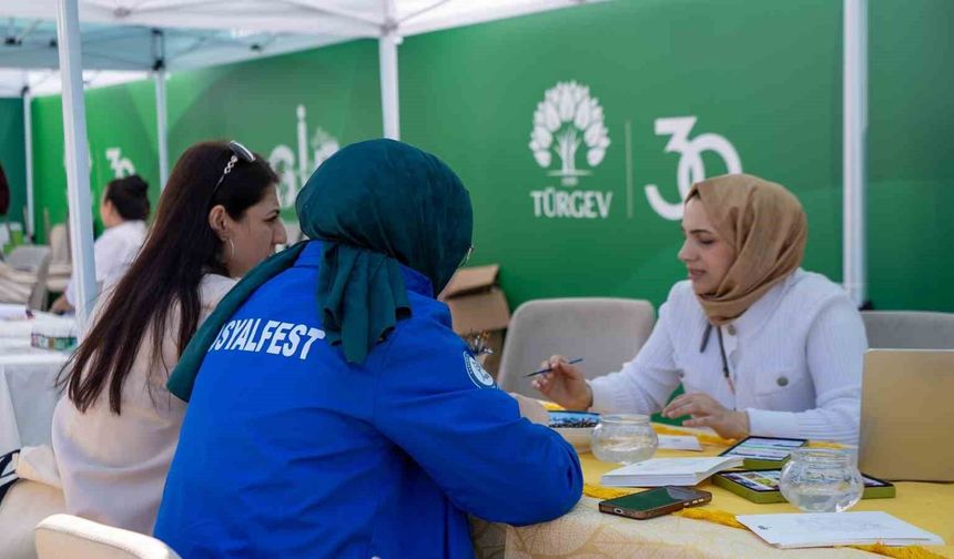 SosyalFest 2026'da TÜRGEV standına genç akını