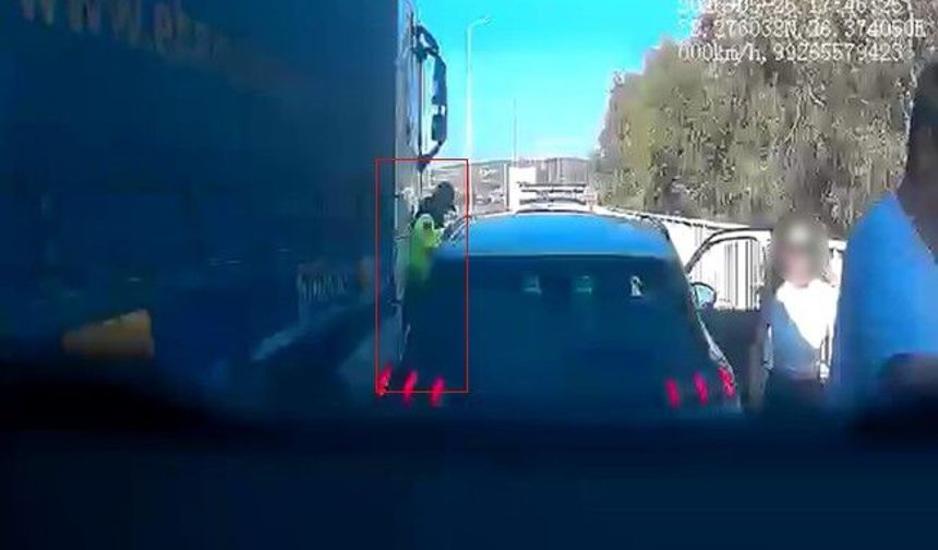 Yakıtı biten araca yardıma koşmuştu: Otoyol jandarması ölümden döndü
