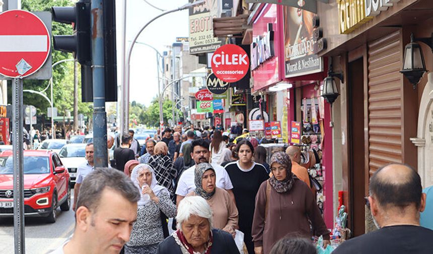 Mersin esnafı bayramdan umutsuz