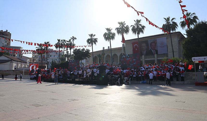 Ertelenen 23 Nisan coşkusu 19 Mayıs arifesinde yaşandı